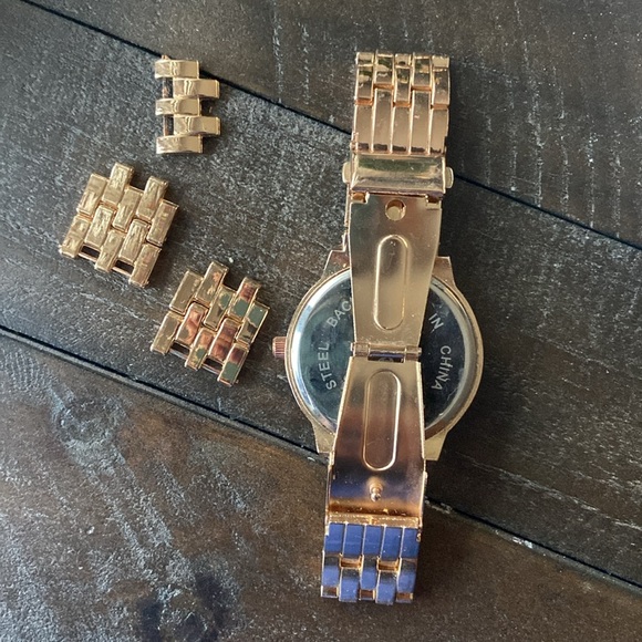 Geneva Rose Gold Watch. - Picture 2 of 4